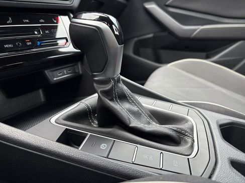 Used 2025 Volkswagen Jetta Sport FWD image 25