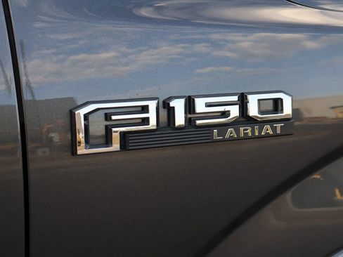 Used 2017 Ford F150 Lariat image 9