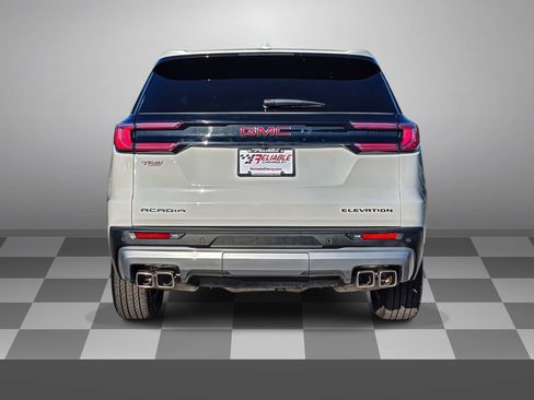 Used 2025 GMC Acadia Elevation FWD image 5