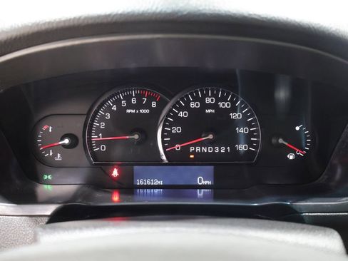 Used 2008 Cadillac DTS FWD image 38