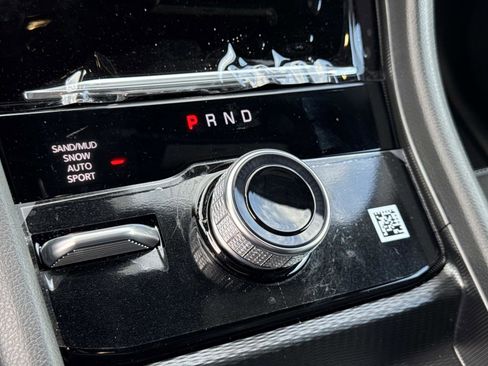 New 2026 Jeep Grand Cherokee Altitude image 17