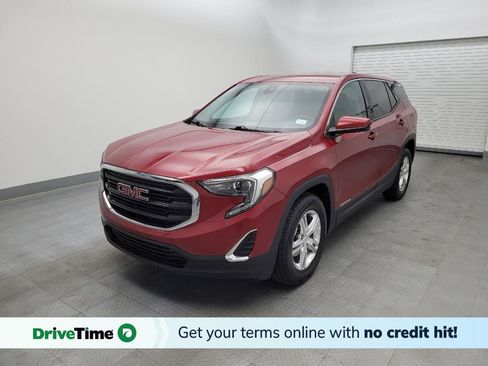 Used 2020 GMC Terrain SLE FWD image 1