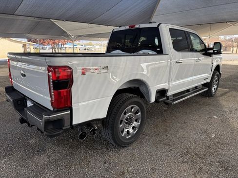 New 2026 Ford F250 Lariat w/ Chrome Package image 8