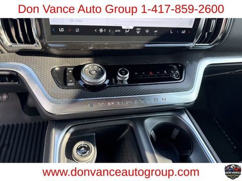 New 2025 Ford Expedition Max Platinum w/ Stealth Performance Package image 19