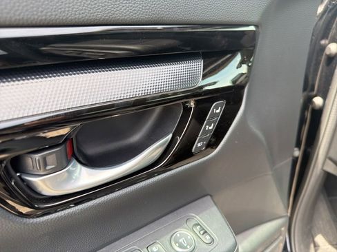 Used 2025 Honda CR-V EX-L image 23