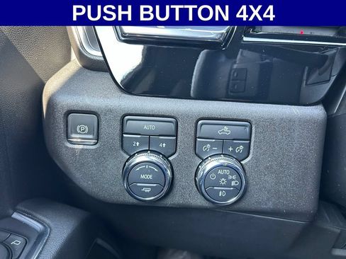 Used 2023 GMC Sierra 1500 Elevation w/ Preferred Package AWD/4WD image 16
