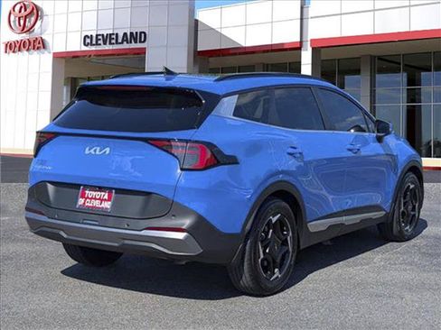 Used 2026 Kia Sportage EX w/ EX Panorama Roof Package FWD image 5