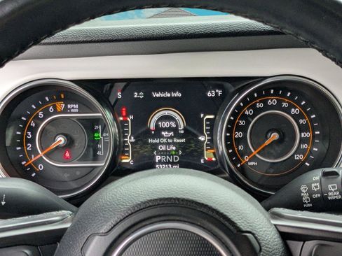 Used 2021 Jeep Wrangler Unlimited Islander image 10