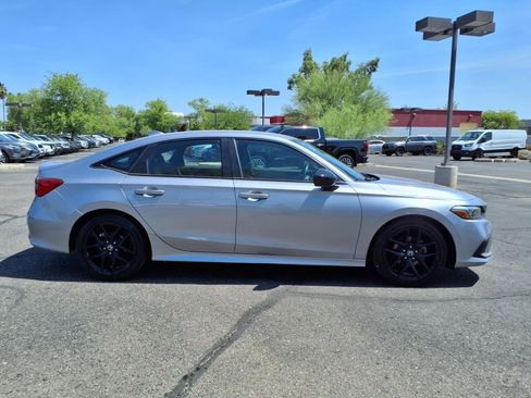 Used 2024 Honda Civic Sport image 3