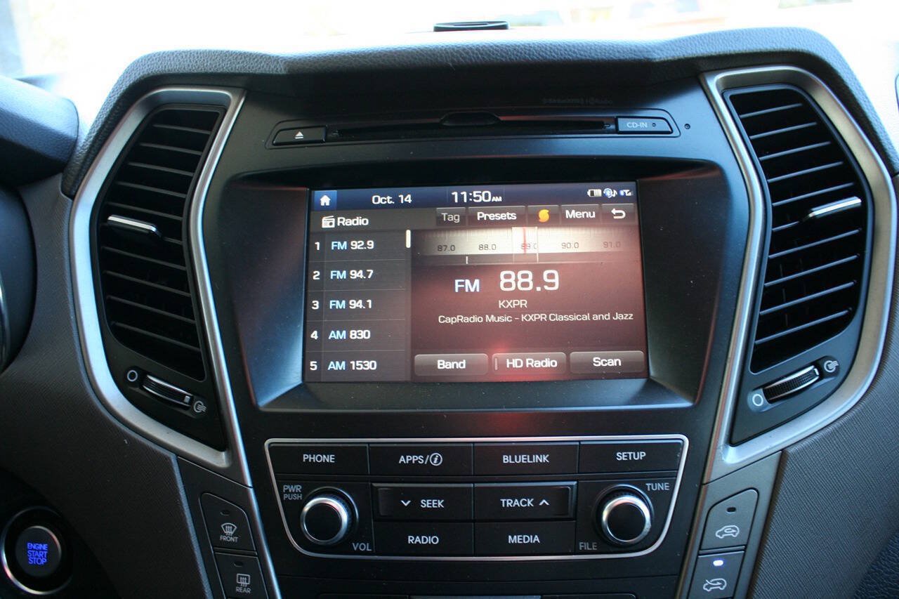 Used 2017 Hyundai Santa Fe SE w/ SE Premium Package 02 AWD/4WD image 19