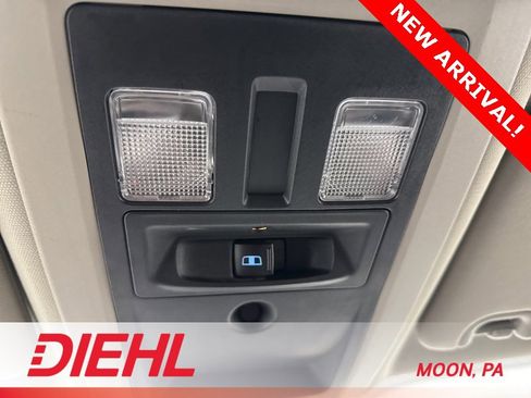 Used 2017 RAM 1500 Classic SLT image 26