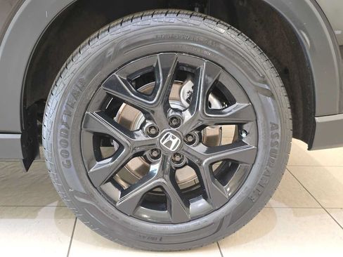 Used 2023 Honda HR-V Sport image 8