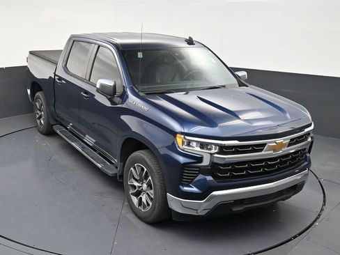 Used 2023 Chevrolet Silverado 1500 LT RWD image 18