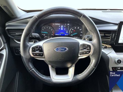 Certified 2020 Ford Explorer XLT w/ Comfort Package AWD/4WD image 11