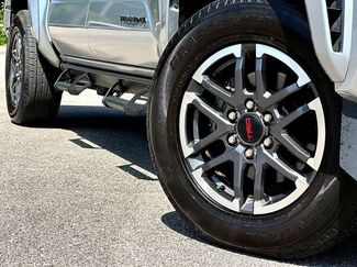 Used 2024 Toyota Tacoma TRD Sport AWD/4WD video 2