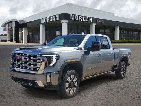New 2026 GMC Sierra 2500 Denali w/ Denali Reserve Package AWD/4WD image 3