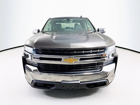 Used 2022 Chevrolet Silverado 1500 LT image 3