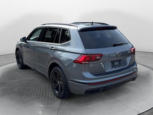 Used 2024 Volkswagen Tiguan SE R-Line FWD image 5