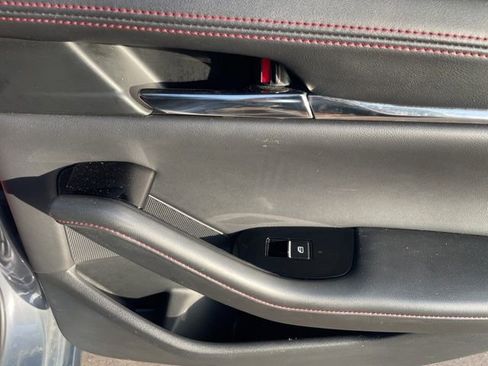 Used 2024 MAZDA MAZDA3 s image 47