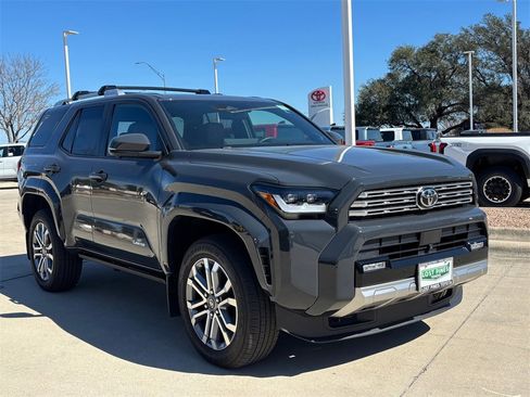 New 2025 Toyota 4Runner Limited image 6
