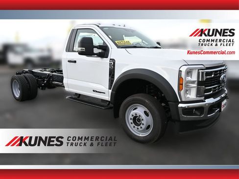 New 2025 Ford F550 4x4 Regular Cab Super Duty image 1