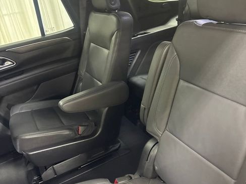 Used 2024 Chevrolet Tahoe LT AWD/4WD image 22