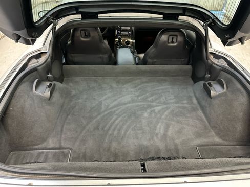 Used 2010 Chevrolet Corvette Coupe w/ Preferred Equipment Group image 21