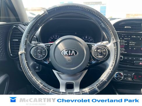 Used 2020 Kia Soul EX w/ Option Group 015 FWD image 11