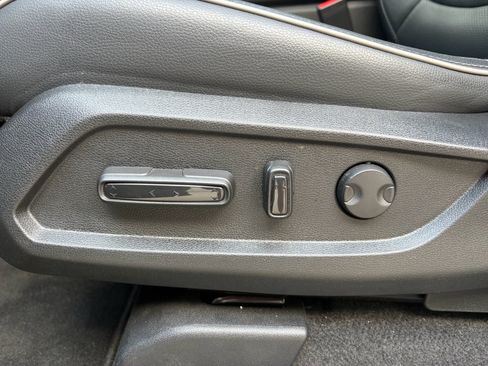 Certified 2025 Honda Pilot Elite image 14