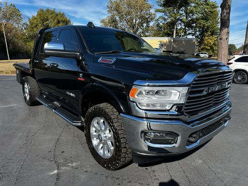 Used 2022 RAM 2500 Laramie AWD/4WD image 2