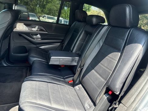 Used 2020 Mercedes-Benz GLS 450 4MATIC image 45