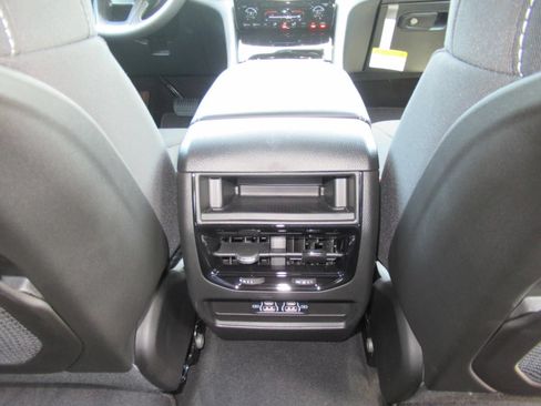 New 2026 Jeep Grand Cherokee Laredo w/ MOPAR Finishing Package RWD image 30