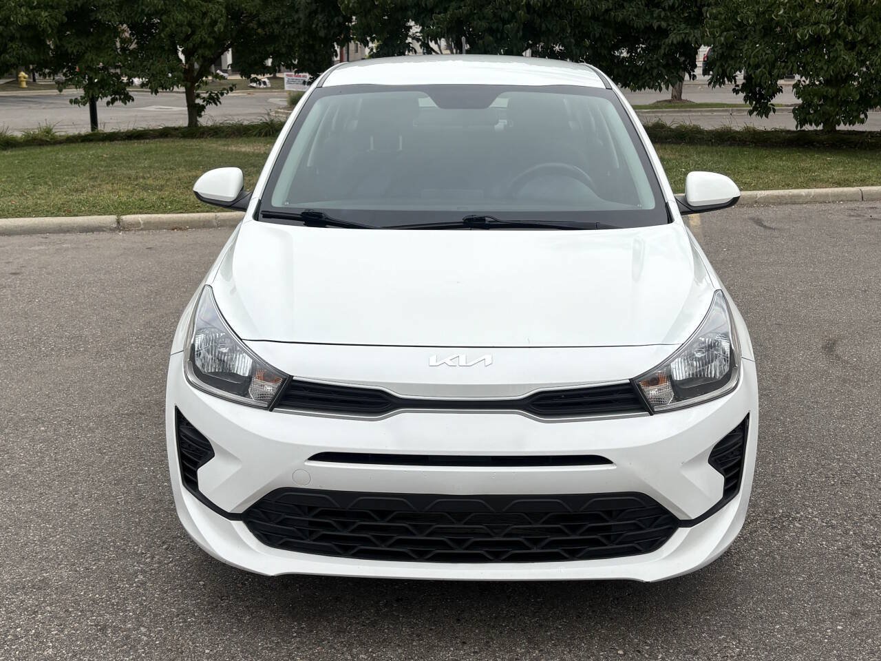 Used 2022 Kia Rio S FWD image 2