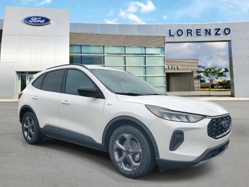 New 2025 Ford Escape ST-Line w/ Equipment Group 301A image 3