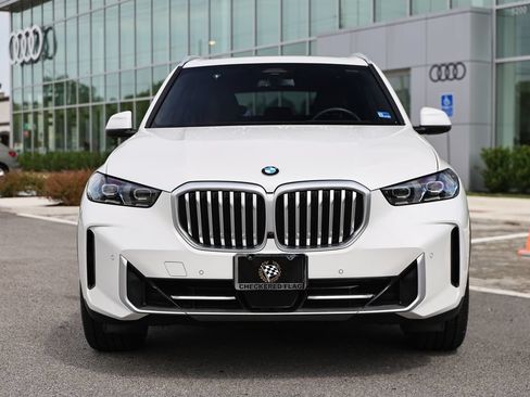 Used 2025 BMW X5 xDrive40i AWD/4WD image 14