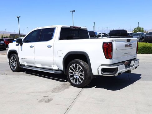 Used 2020 GMC Sierra 1500 Denali w/ Technology Package AWD/4WD image 4