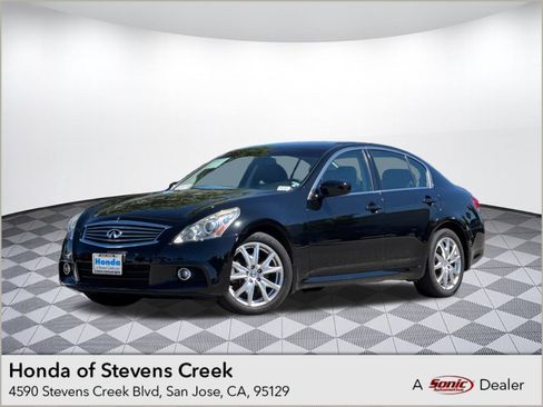 Used 2012 INFINITI G37 x w/ Premium Pkg image 1