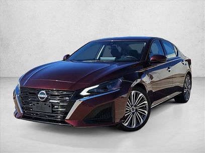 Used 2023 Nissan Altima 2.5 SL