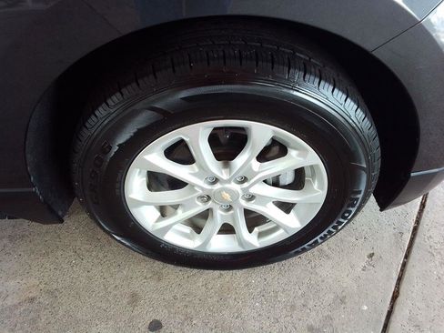 Used 2021 Chevrolet Equinox LS w/ LPO, Floor Liner Package FWD image 27