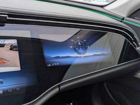 Used 2024 Mercedes-Benz E 350 4MATIC Sedan image 19