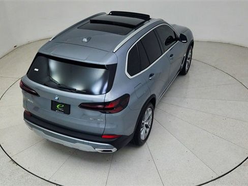 Used 2026 BMW X5 sDrive40i image 81