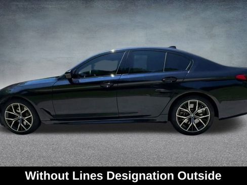 Used 2022 BMW 540i xDrive w/ M Sport Package image 17