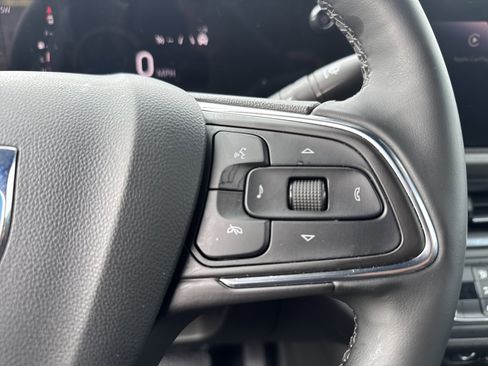 Used 2025 Buick Envista Preferred w/ Convenience I Package image 20