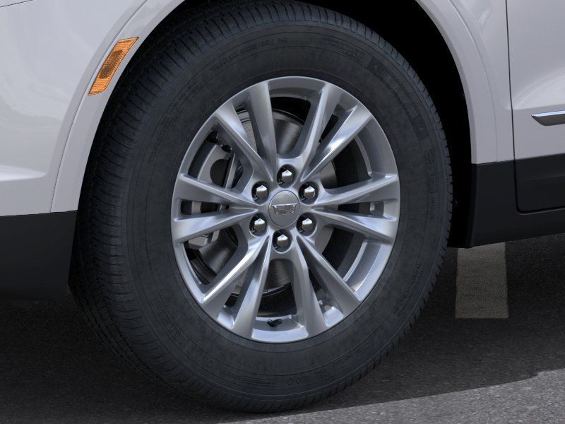 New 2026 Cadillac XT5 Luxury w/ LPO, Floor Liner Package FWD image 9