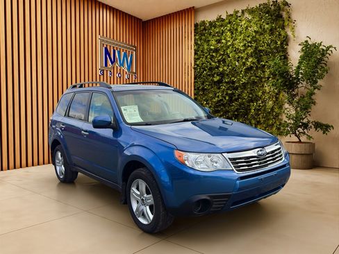 Used 2010 Subaru Forester 2.5X Premium image 1