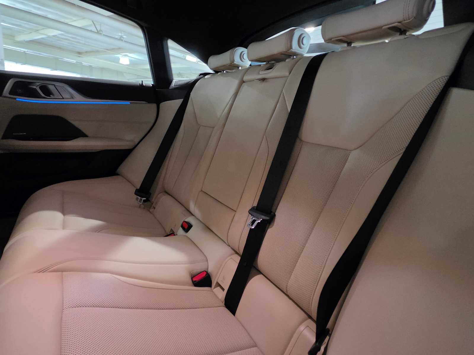 Used 2023 BMW i4 eDrive35 RWD image 19