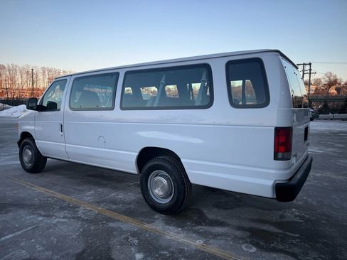 Used 2003 Ford E-350 and Econoline 350 XLT image 5