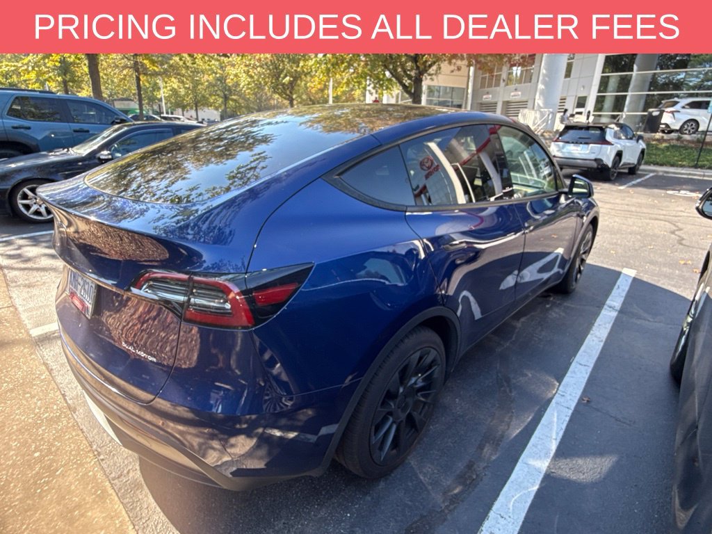 Used 2023 Tesla Model Y Long Range AWD/4WD image 21