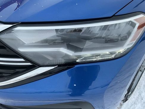 Used 2024 Volkswagen Jetta SE image 17