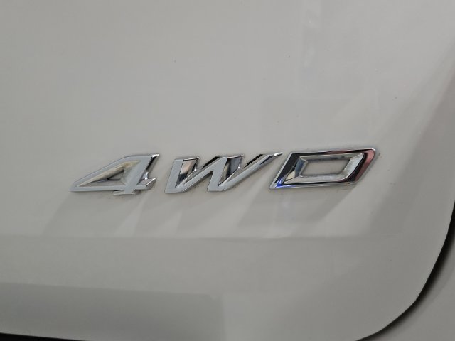 Certified 2024 Ford Explorer XLT w/ Equipment Group 202A AWD/4WD image 38